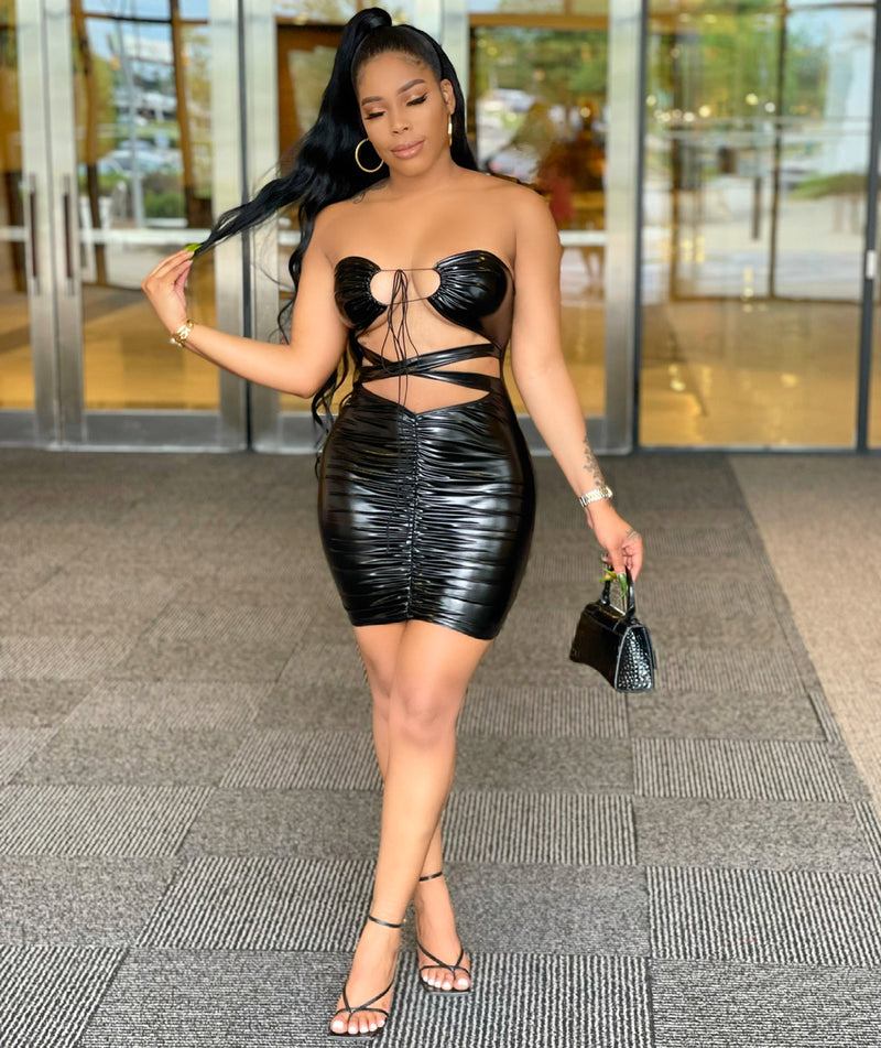 Life In Plastic Dress (Black)